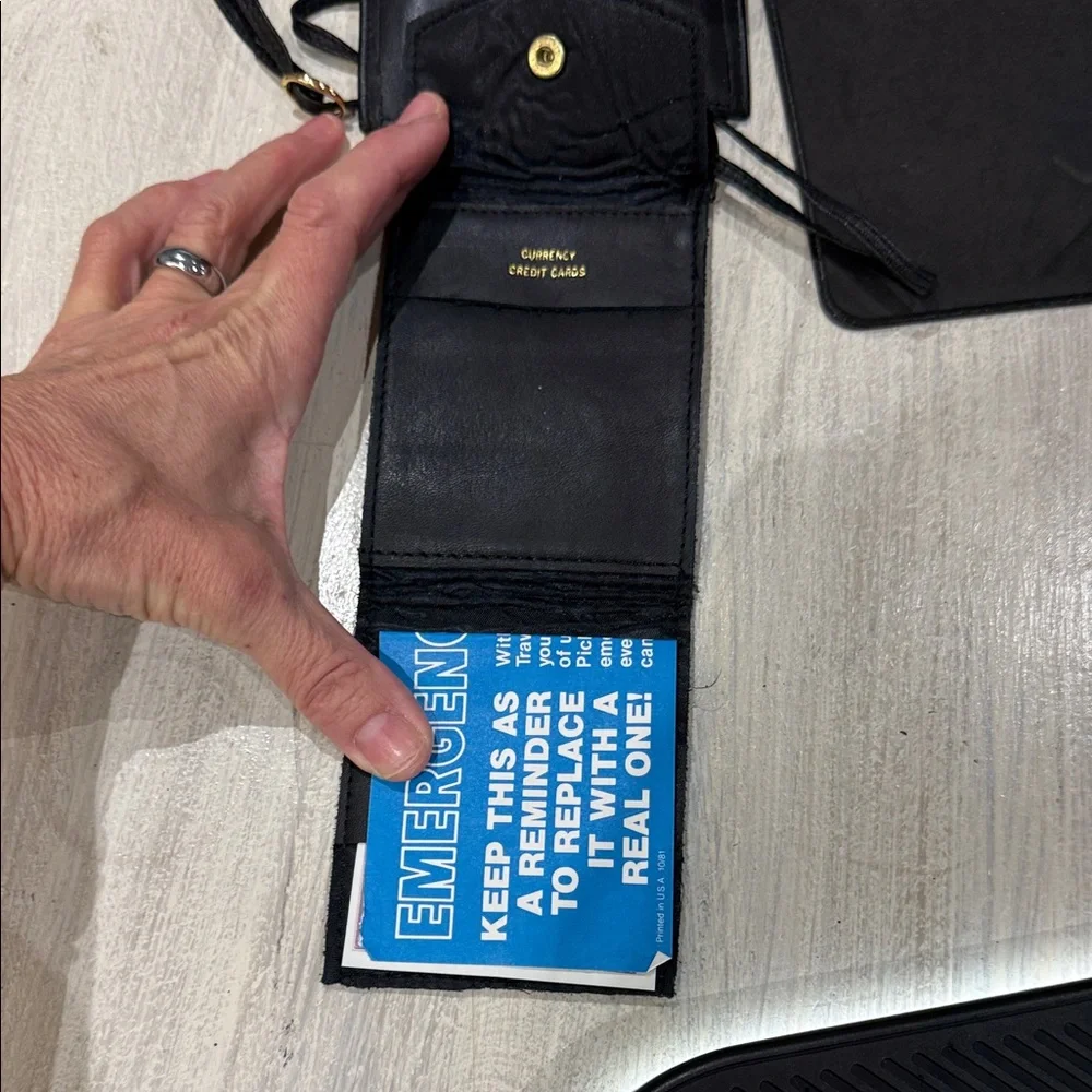 Vintage Royce Leather Black Passport Lanyard